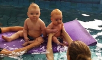 Babyzwemmen - Een beleving Babyzwemmen - Een beleving